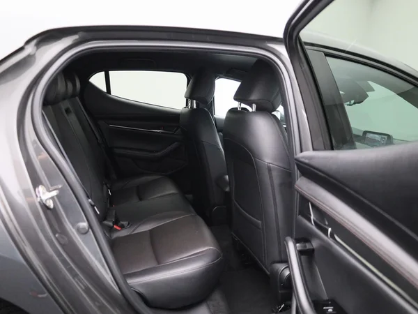 Mazda 3 (2021) — foto 29 van 42