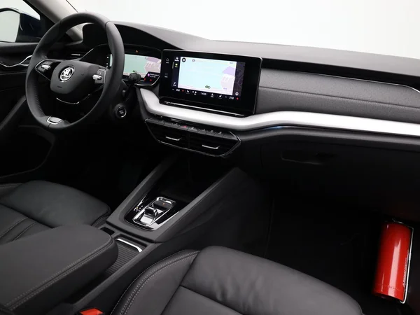 SKODA Octavia Combi (2021) — foto 15 van 21
