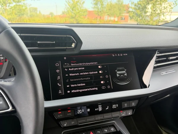 AUDI A3 Sedan (2025) — foto 5 van 17