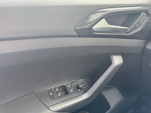 VOLKSWAGEN T-Cross (2025) — foto 7 van 16