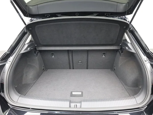 VOLKSWAGEN T-Roc (2022) — foto 2 van 19