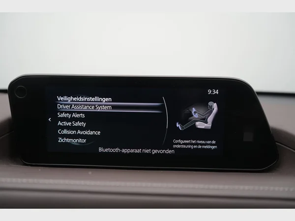 MAZDA CX-30 (2022) — foto 21 van 28