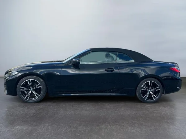BMW 4 Cabrio (G23) (2022) — foto 30 van 31