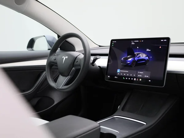 Tesla Model 3 (2022) — foto 33 van 46