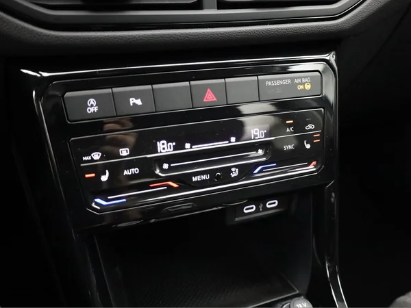 VOLKSWAGEN T-Cross (2025) — foto 8 van 19