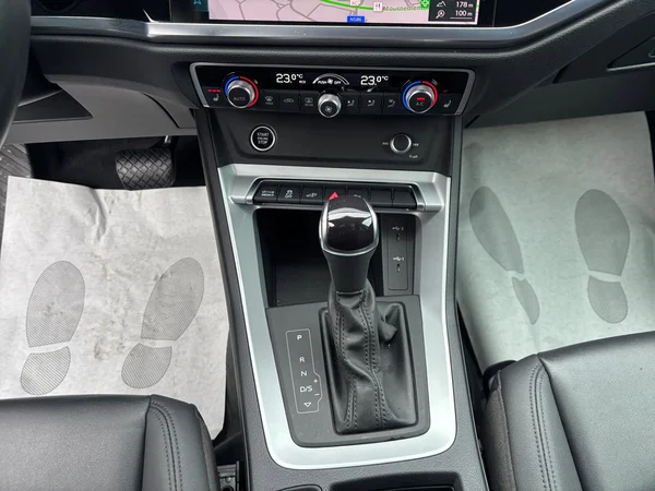 AUDI Q3 PHEV (2022) — foto 4 van 20