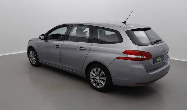Peugeot 308 SW (2021) — foto 34 van 37