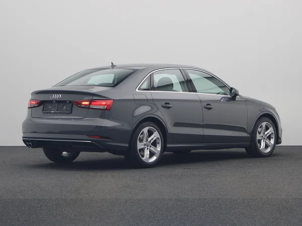 AUDI A3 Sedan (2019) — foto 11 van 18