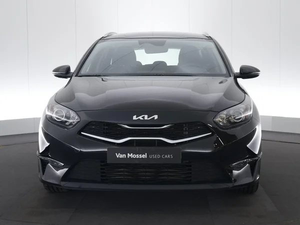 Kia cee'd (2024) — foto 16 van 22