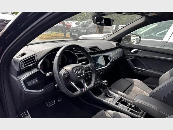 Audi Q3 Sportback (2022) — foto 11 van 33