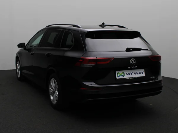 VOLKSWAGEN Golf VIII SW (2025) — foto 12 van 17