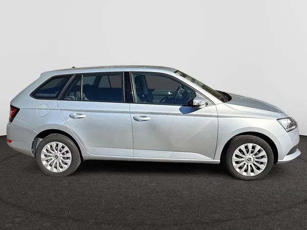 SKODA Fabia Combi (2019) — foto 21 van 24