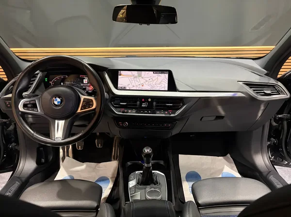 Bmw 118 (2021) — foto 25 van 25