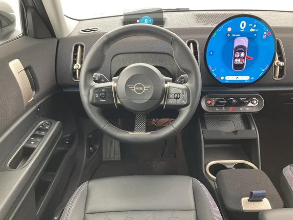 MINI Mini Countryman (U25) (2024) — foto 31 van 36