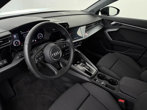 AUDI A3 Sportback (2025) — foto 15 van 18