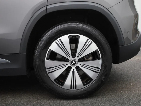 Mercedes-Benz EQA (2024) — foto 5 van 43
