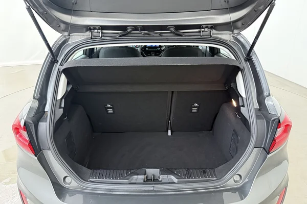 Ford Fiesta (2023) — foto 13 van 17