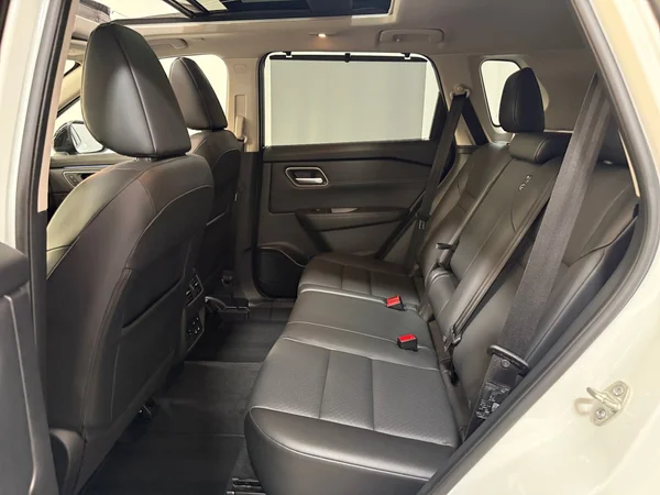 Nissan X-Trail (2025) — foto 19 van 30