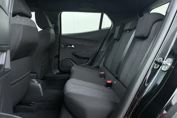 Peugeot 2008 (2025) — foto 17 van 18