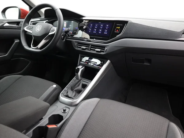VOLKSWAGEN Taigo (2025) — foto 12 van 18