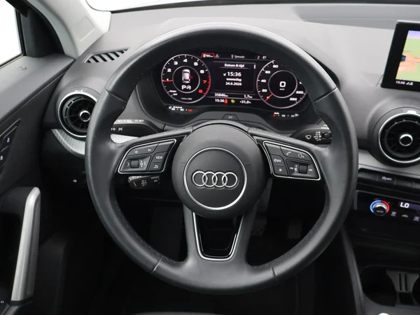AUDI Q2 (2023) — foto 4 van 24