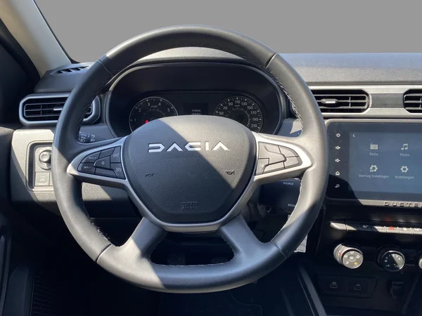 Dacia Duster (2023) — foto 4 van 22