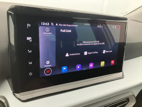 SEAT Arona (2023) — foto 11 van 36