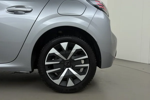 Peugeot 208 (2025) — foto 17 van 20