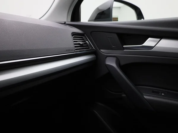 Audi Q5 (2023) — foto 22 van 44