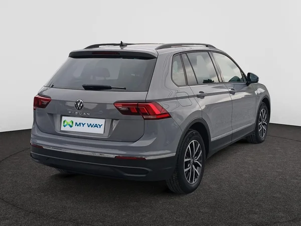 VOLKSWAGEN Tiguan Dsl (2020) — foto 12 van 19