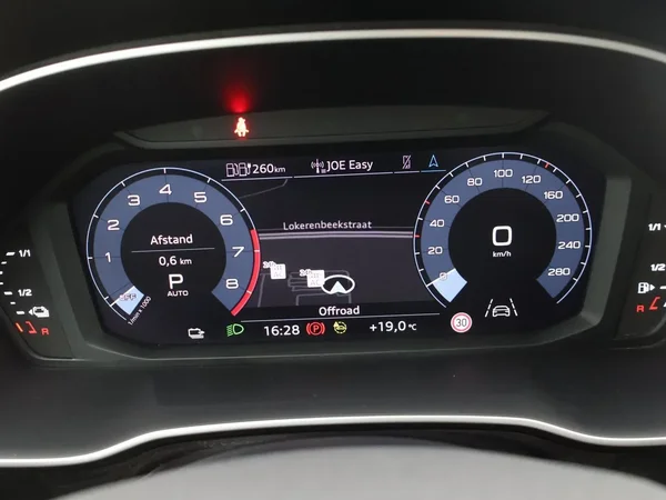 Audi Q3 (2022) — foto 3 van 23