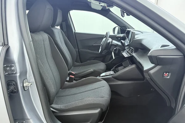 Peugeot 2008 (2025) — foto 16 van 18