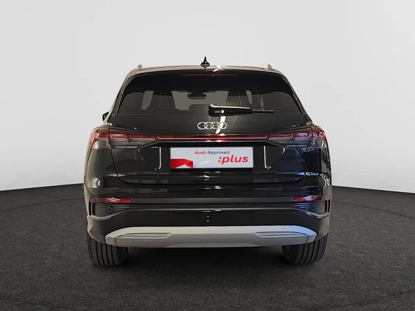 AUDI Q4 e-tron (2025) — foto 2 van 24