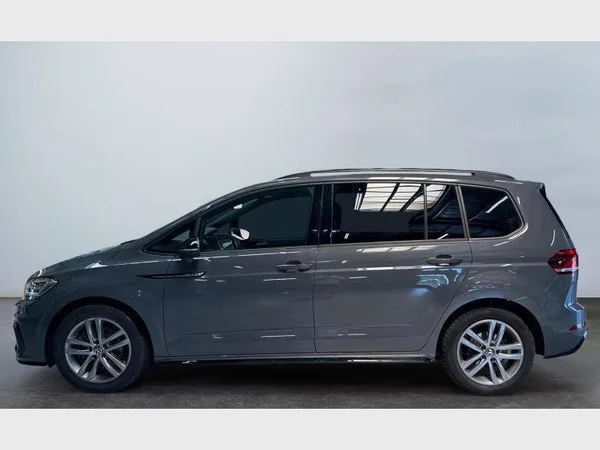 Volkswagen Touran (2024) — foto 23 van 32