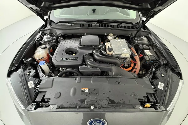Ford Mondeo Clipper Hybrid (2020) — foto 18 van 36