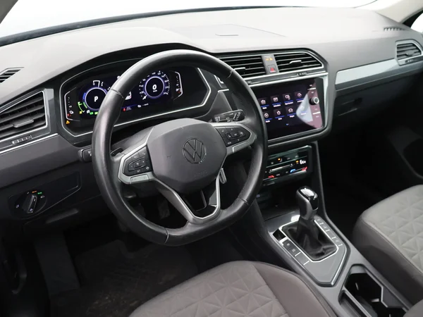 VOLKSWAGEN Tiguan eHybrid (PHEV) (2022) — foto 5 van 23
