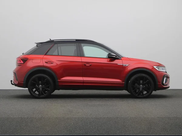 VOLKSWAGEN T-Roc (2022) — foto 21 van 23