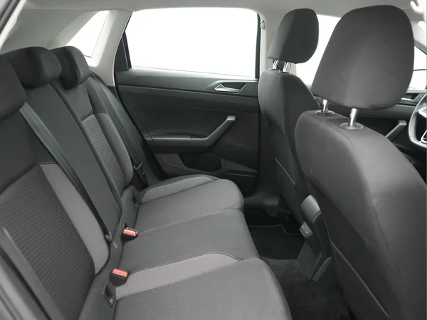 VOLKSWAGEN Polo (2023) — foto 6 van 24