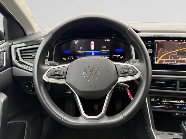 VOLKSWAGEN Taigo (2024) — foto 5 van 24