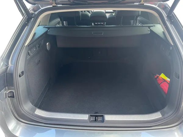 SKODA Superb Combi (2025) — foto 10 van 21