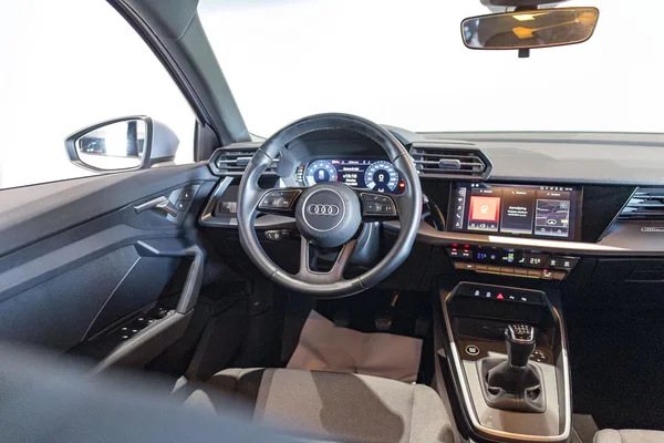 Audi A3 (2022) — foto 9 van 38
