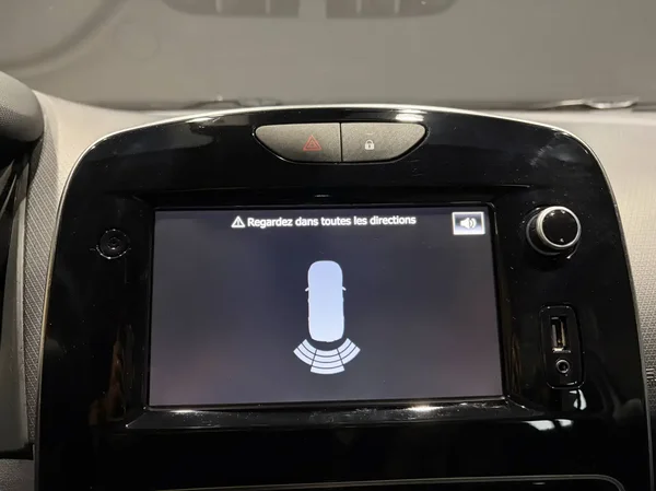 Renault Clio (2019) — foto 21 van 21