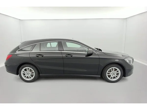 MERCEDES-BENZ CLA 200 (2019) — foto 2 van 36