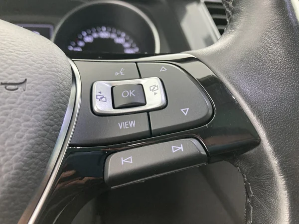 VOLKSWAGEN Tiguan Allspace (2021) — foto 11 van 36