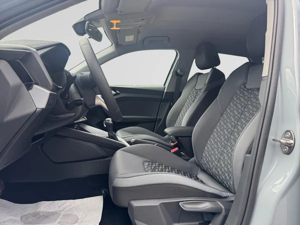 AUDI A1 Allstreet (2025) — foto 24 van 24