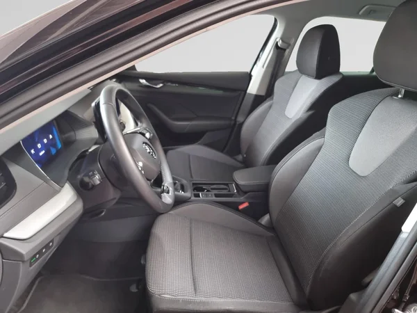 SKODA Octavia Combi Dsl (2024) — foto 23 van 23