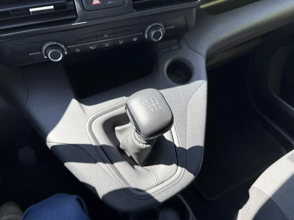Peugeot Partner (2024) — foto 4 van 15