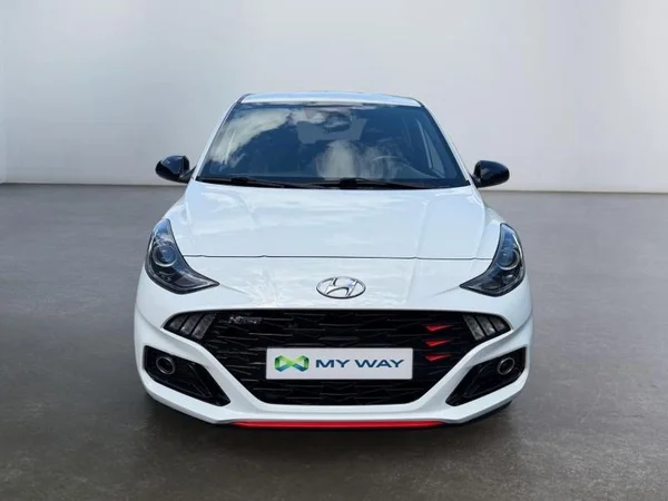 HYUNDAI i10 (2022) — foto 27 van 31