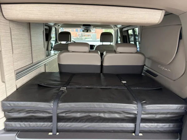 VOLKSWAGEN California T7 Dsl (2025) — foto 8 van 26