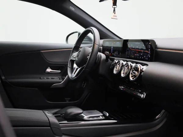 Mercedes-Benz A-Klasse (2020) — foto 31 van 47